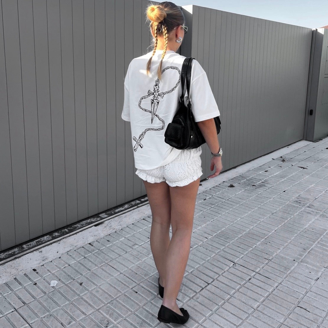 Judgement tee